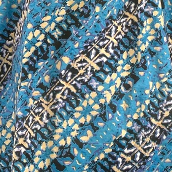 POCKETS! PLUS SIZE 2X CW Classics Blue White Black Batik Short Sleeve MuuMuu - Picture 6 of 6